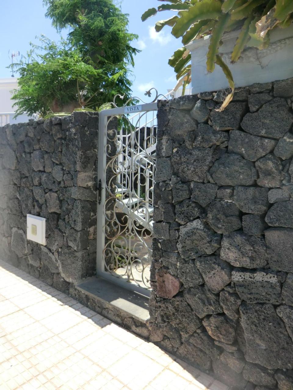 Apartments Gina Y Vista Oceano Puerto del Carmen  Ngoại thất bức ảnh